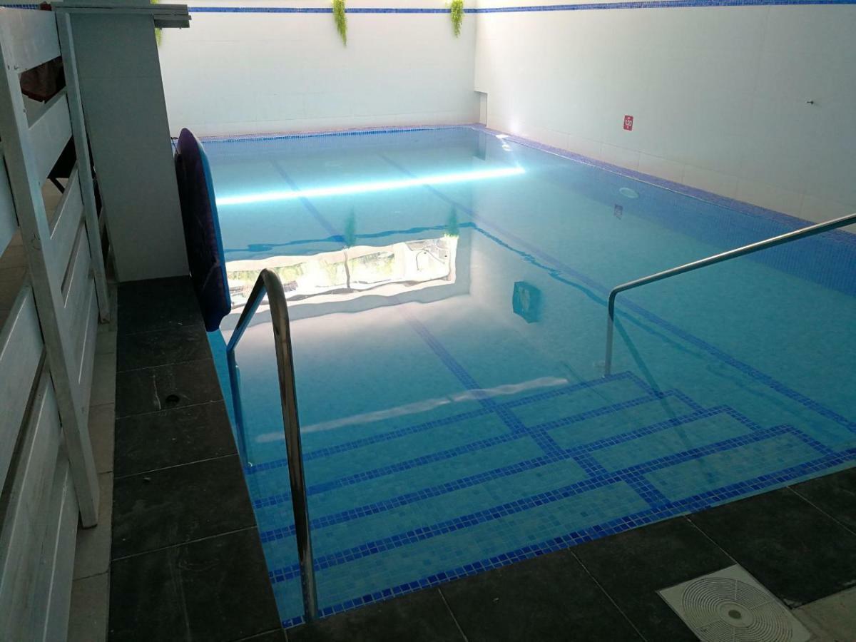 The Pearl Apartment Yehud-Monosson ภายนอก รูปภาพ